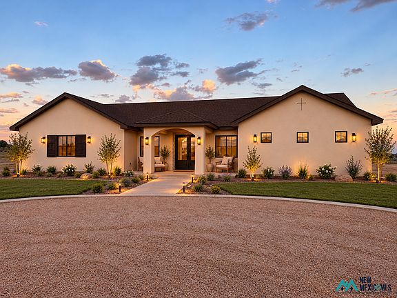 2nd image of 2012 Indigo Dr