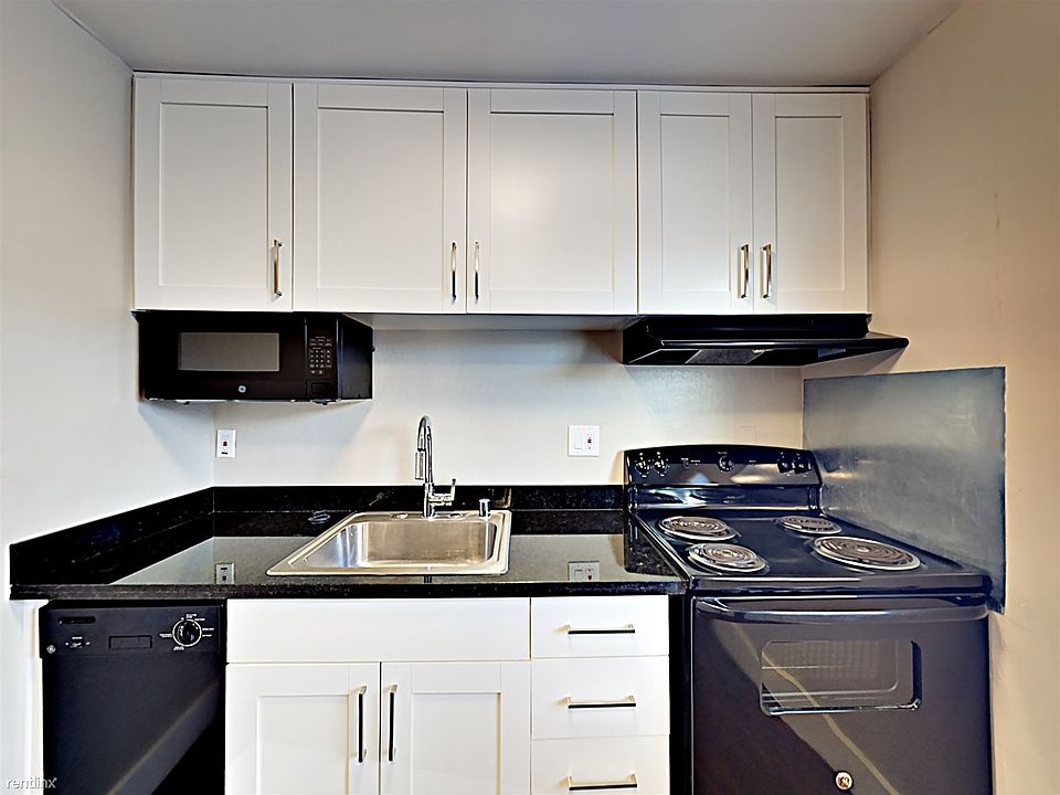 1st image of 686 S 8th St APT 21