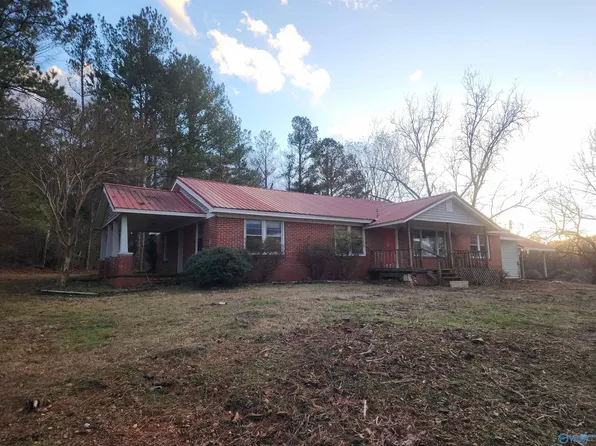 372 Loghaven Ln, Hamilton, AL 35570