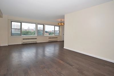 5th image of 750 Kappock St APT 806
