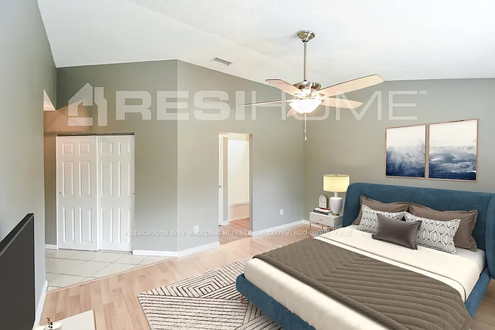 422 Shamrock Ave S — Photo 6