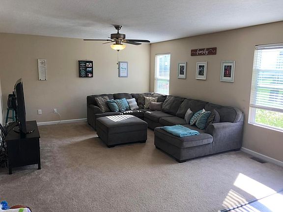 4th image of 126 Hummock Dr