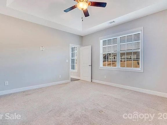5th image of 444 Trillium Way