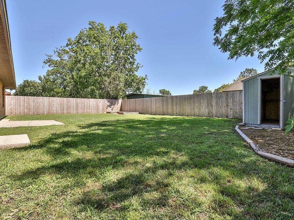 219 Village Ln, Lafayette, LA 70506 Zillow