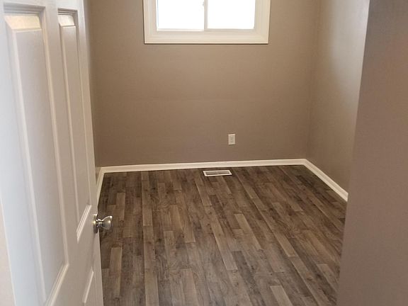 1st bedroom