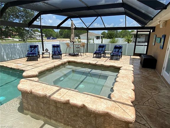 3rd image of 1336 NW 14th Pl