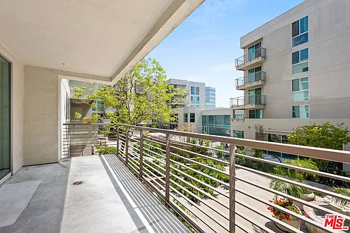 267 S San Pedro St #211 Photo 1