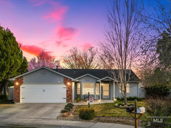 492 N Procyon Pl, Star, ID 83669