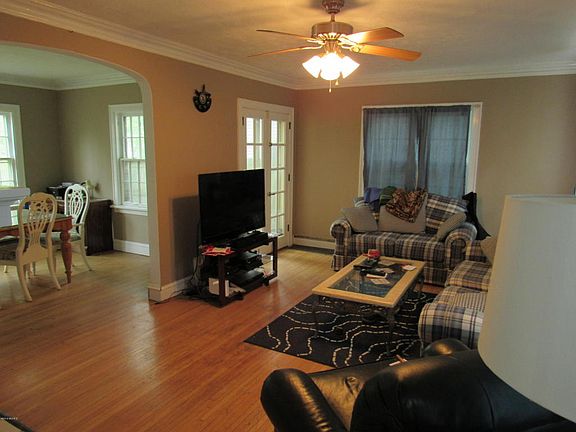 5th image of 1238 Hall St SE