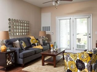 120 Amaryllis Dr APT 101, Wilmington, NC 28411