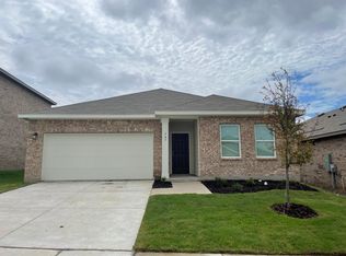 747 Wellington Dr, Lavon, TX 75166