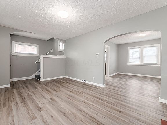 4th image of 528 S Eureka Ave