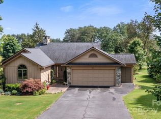 990 Club Rd, Tryon, NC 28782