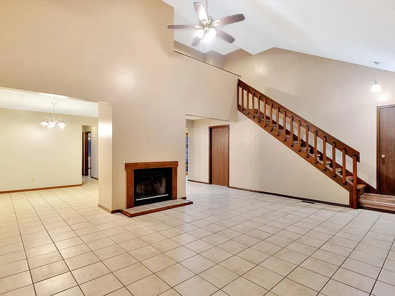 2611 Rachel Rd — Photo 5