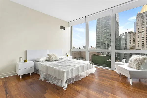 Sold by Citi Habitats | media 3
