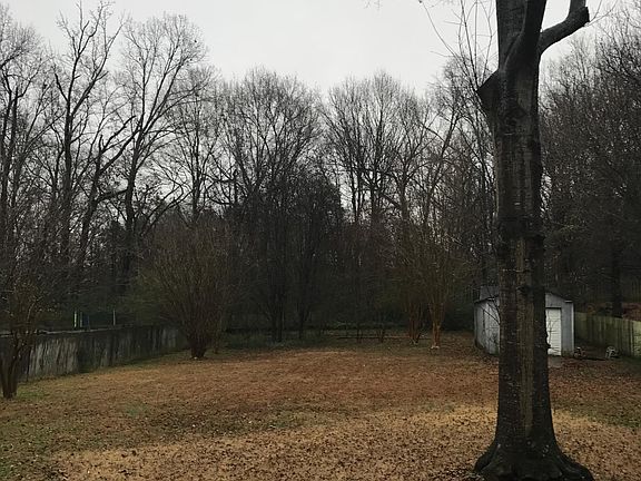 3rd image of 1254 Poplar Estates Pkwy