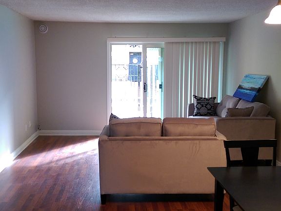 4th image of 770 W Imperial Ave Unit 18