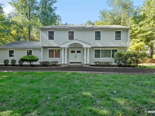 55 Glen Road, Woodcliff Lake, NJ 07677