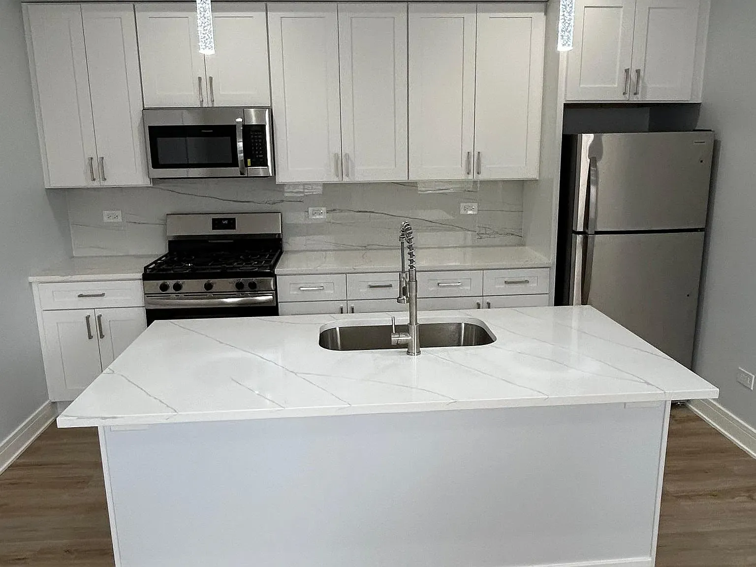 1 bed, 650 sqft, $1,850 — Photo 3