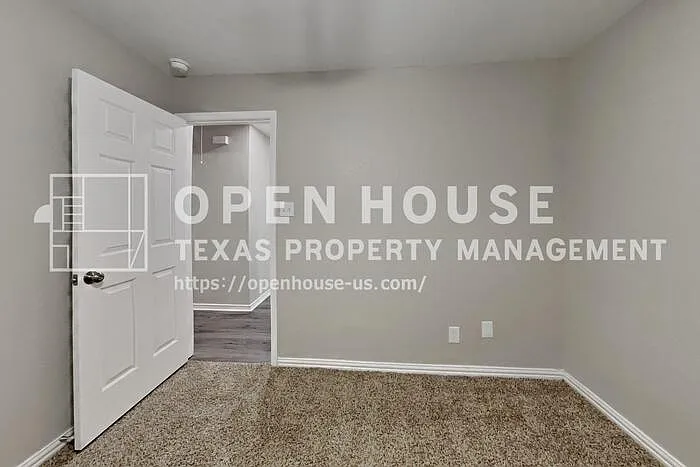 21079 Southern Colony Ct — Photo 12