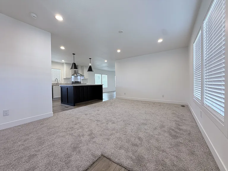 2060 N Center St #42 — Photo 4
