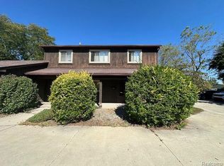 4063 4th St, Wayne, MI 48184