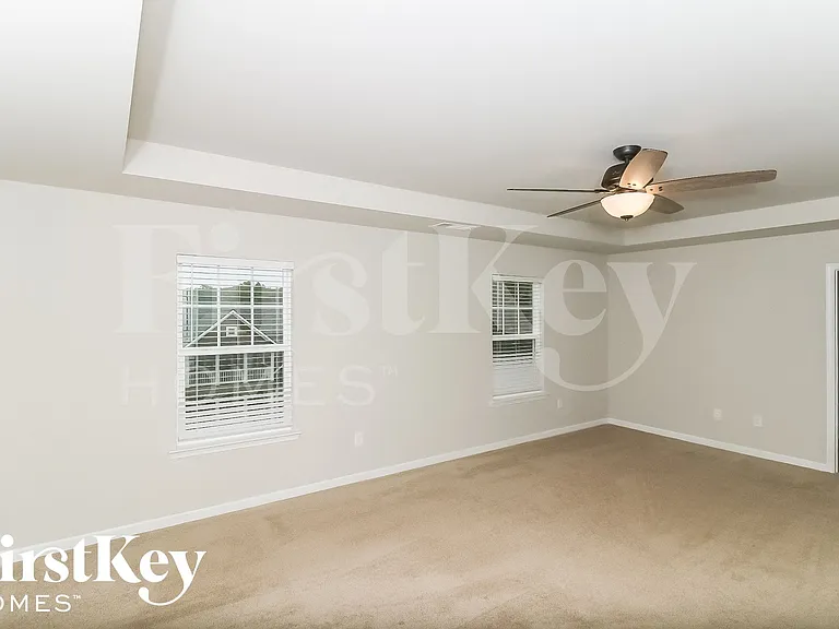 325 Stoney Hollow Rd — Photo 7