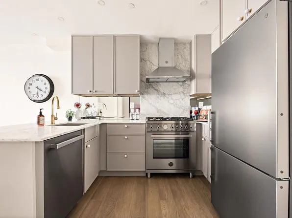 345 Warren St #2, Brooklyn, NY 11201