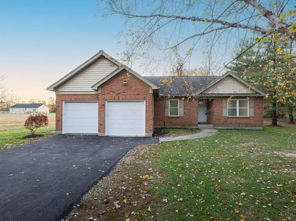 99 Waynoka Dr, Lake Waynoka, OH 45171