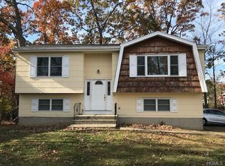 14 Neil Rd, Spring Valley, NY 10977