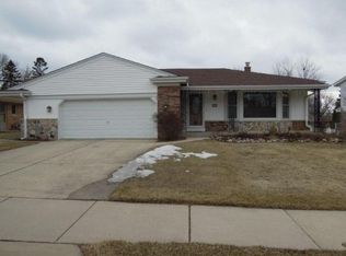 3312 S 122nd St, West Allis, WI 53227
