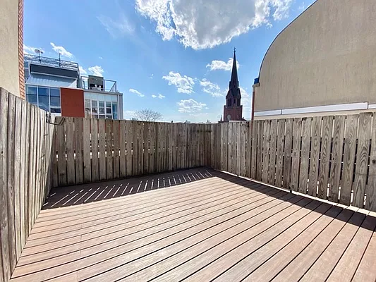 Rented by Corcoran | media 51