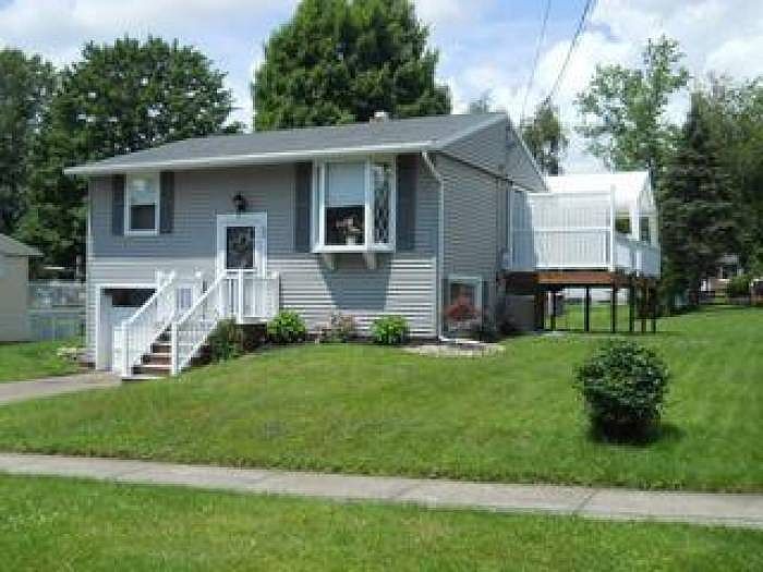 1st image of 223 Ahrens Ave