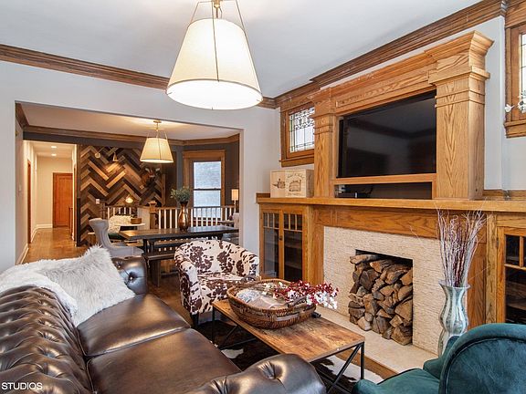 4th image of 6522 N Greenview Ave #1