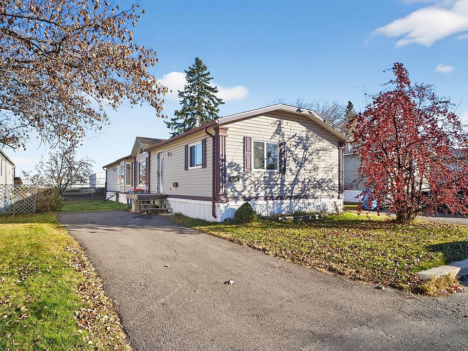 1st image of 139 Willow Park Est