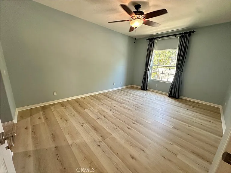 1411 Montgomery St — Photo 8
