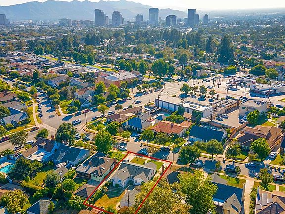 4th image of 912 Verdugo Circle Dr