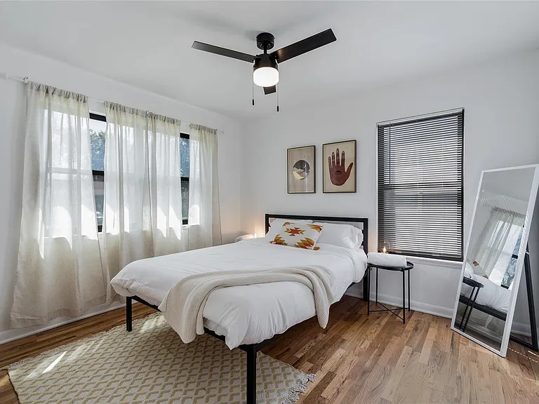 1007 Epenard St — Photo 9