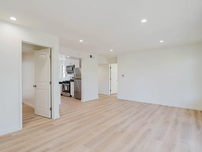 2159 La Canada Crest Dr #2 — Photo 6