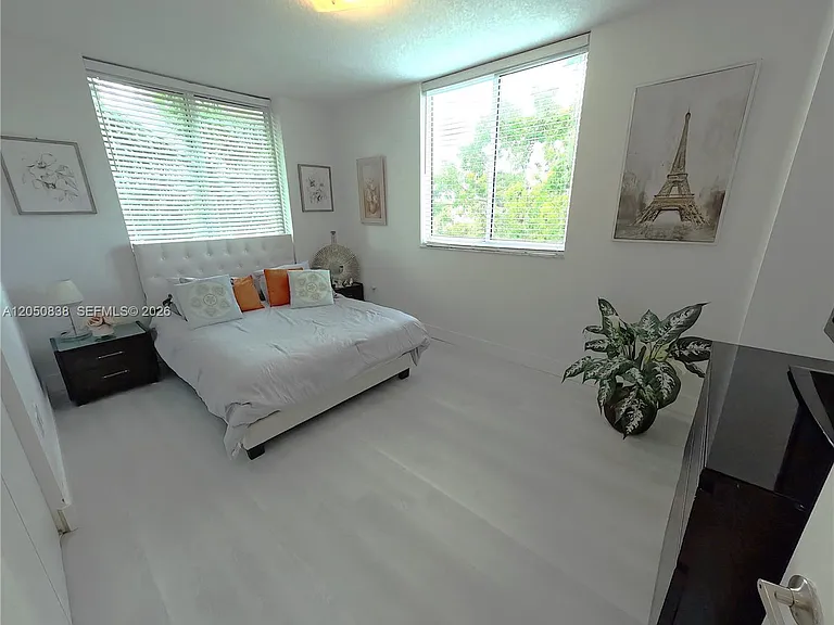 2775 NE 187th St #314 — Photo 16