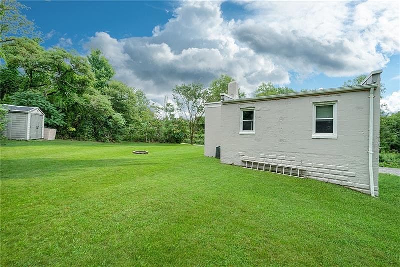 111 Blue Jay Way, Monaca, PA 15061 Zillow