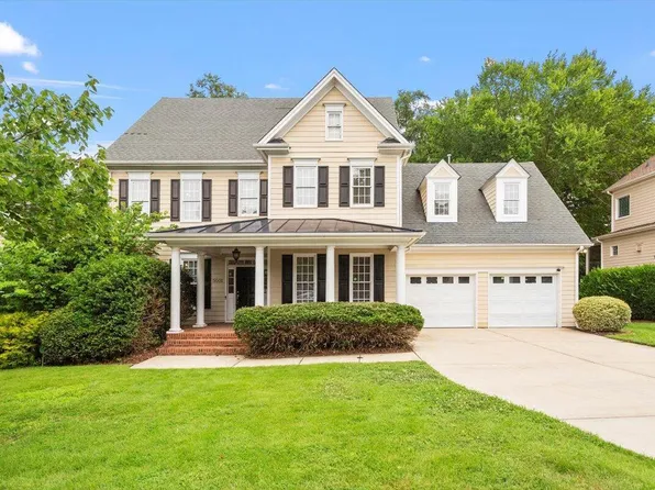 5001 Sears Farm Rd, Cary, NC 27519