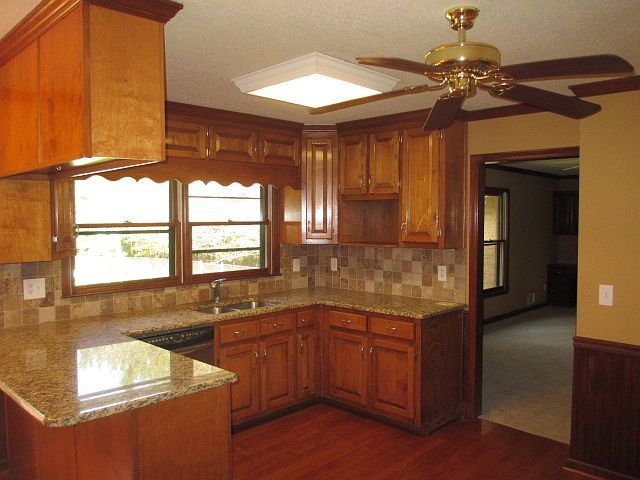 2nd image of 209 Allie Dr