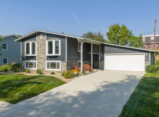 4414 Bellewood Dr, Rapid City, SD 57702