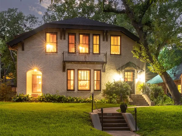 1111 N Edgefield Ave, Dallas, TX 75208