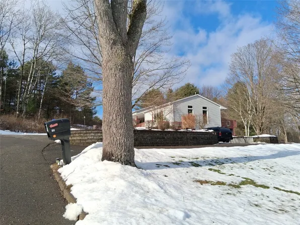 20 Verneth Dr, Binghamton, NY 13901