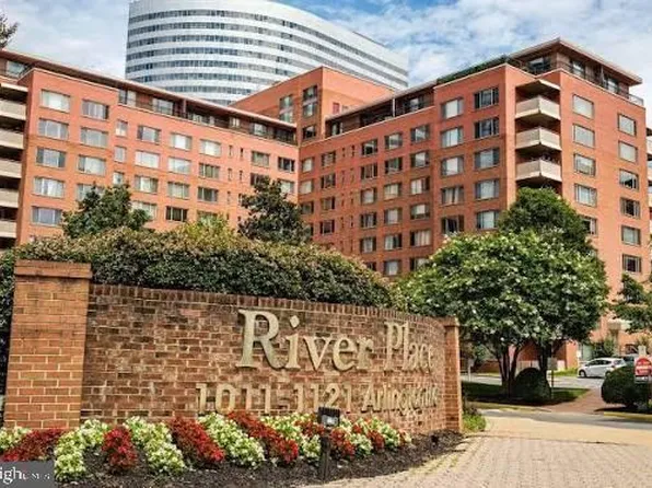 1121 Arlington Blvd APT 313, Arlington, VA 22209