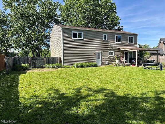 3rd image of 4060 Tudor Ave