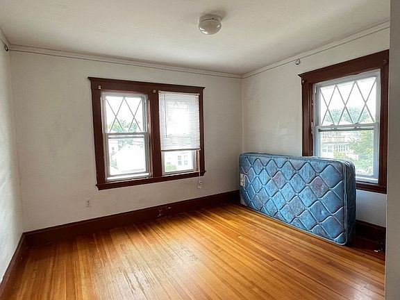 5th image of 17 Cheriton Rd #Sf