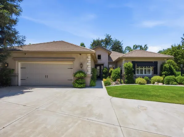 3223 Peace Rose St, Bakersfield, CA 93311